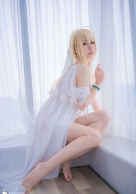 女教师的日记2_JVID性感写真